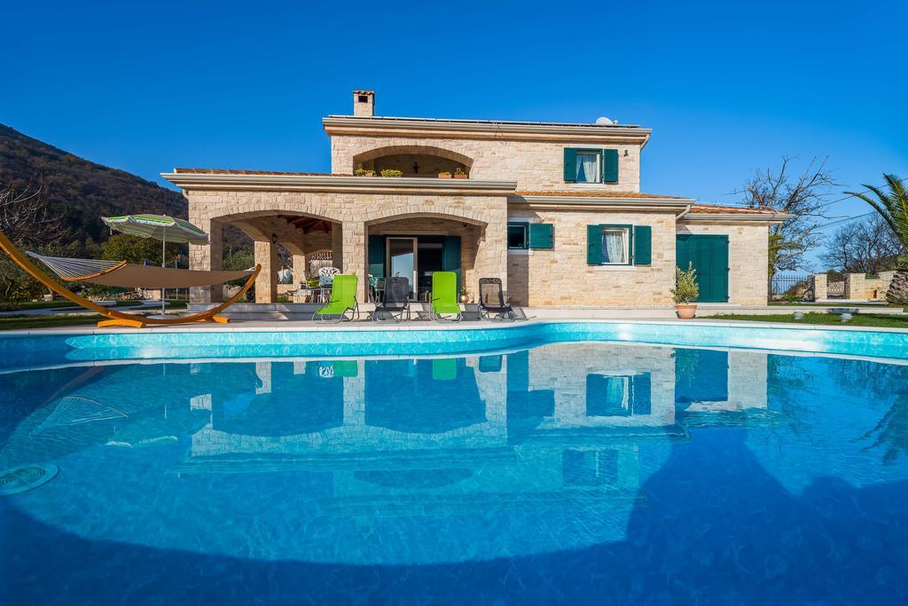 Villa Stonegate Estate - Bonus, Dvije Vile Jedna Cijena! Opatija Buitenkant foto
