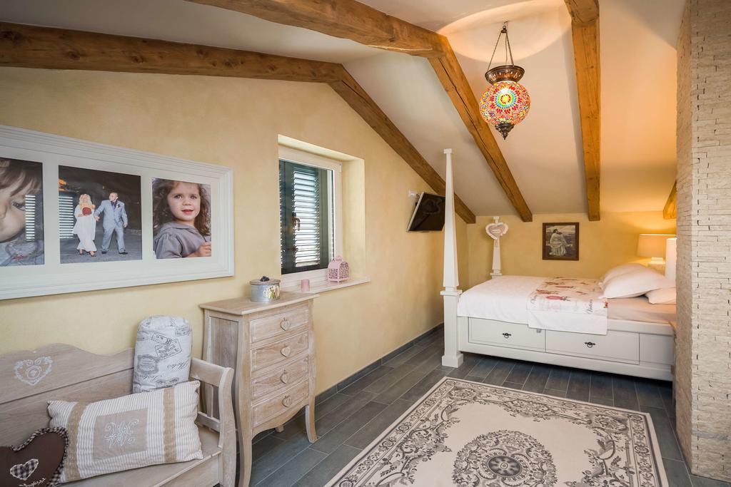 Villa Stonegate Estate - Bonus, Dvije Vile Jedna Cijena! Opatija Buitenkant foto
