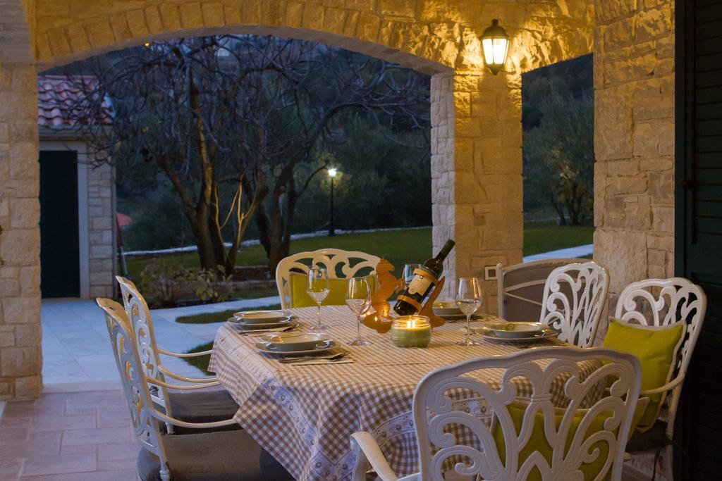 Villa Stonegate Estate - Bonus, Dvije Vile Jedna Cijena! Opatija Buitenkant foto