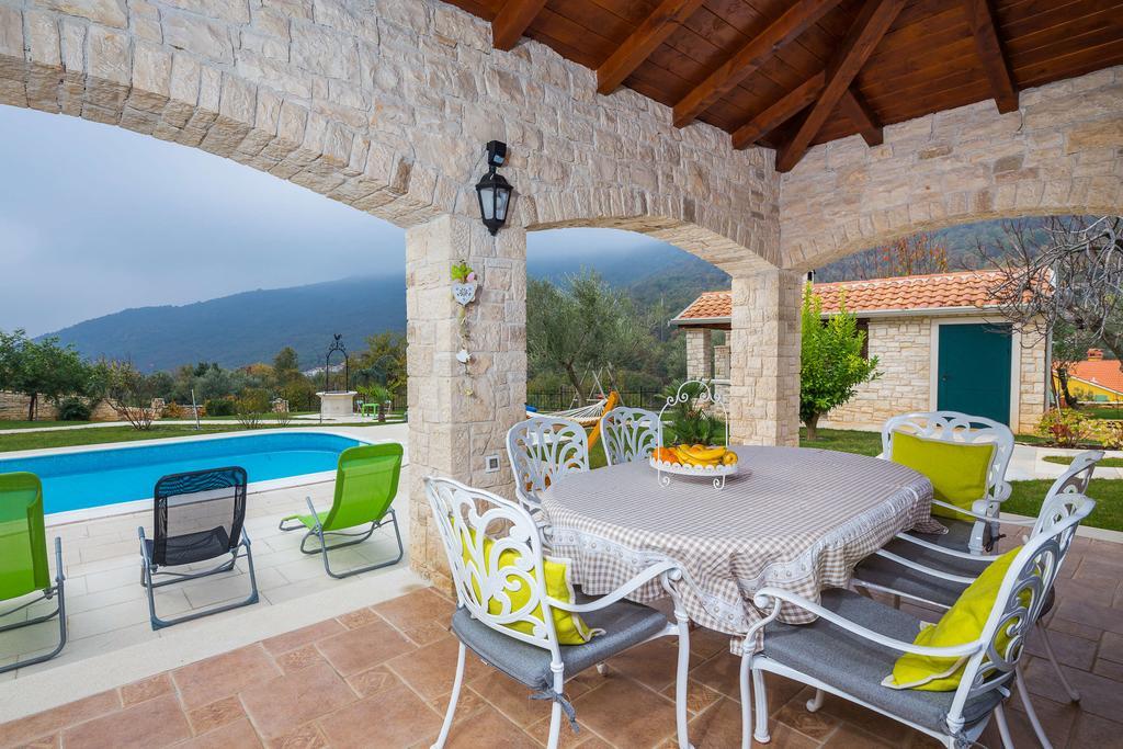 Villa Stonegate Estate - Bonus, Dvije Vile Jedna Cijena! Opatija Buitenkant foto