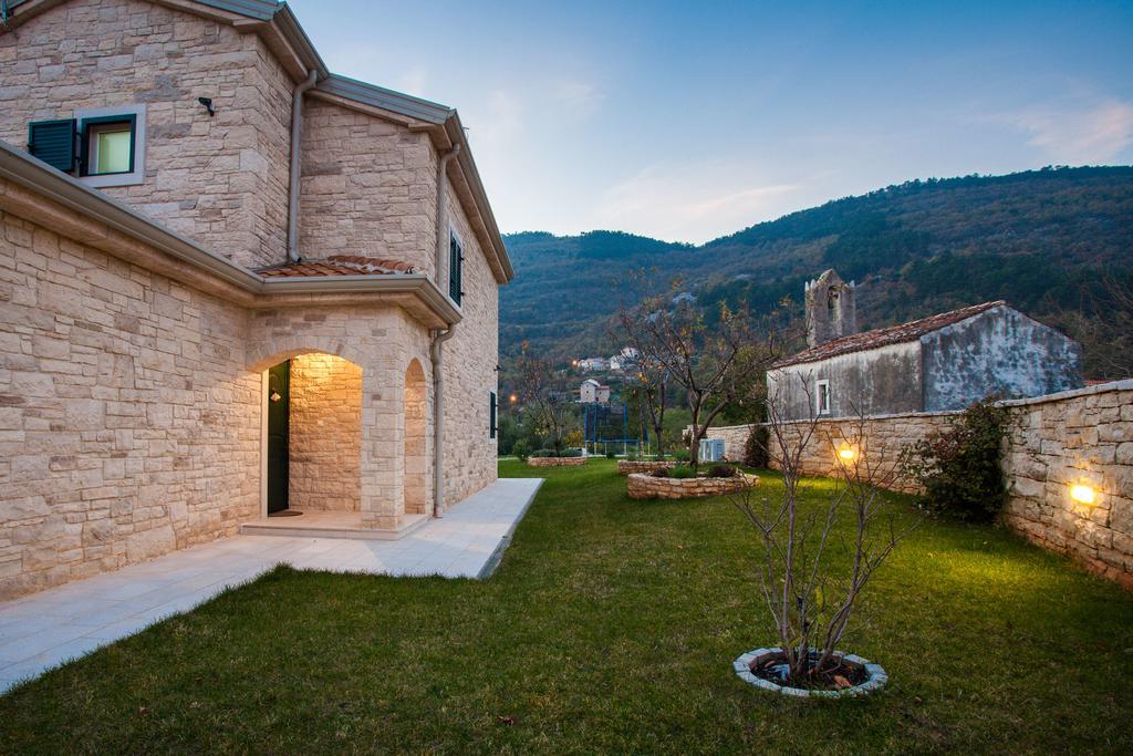 Villa Stonegate Estate - Bonus, Dvije Vile Jedna Cijena! Opatija Buitenkant foto